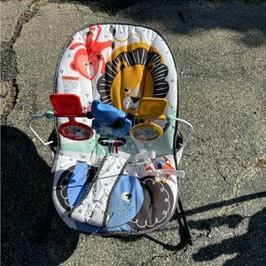 Fisher-Price Baby Bouncer with Removable Toy Bar